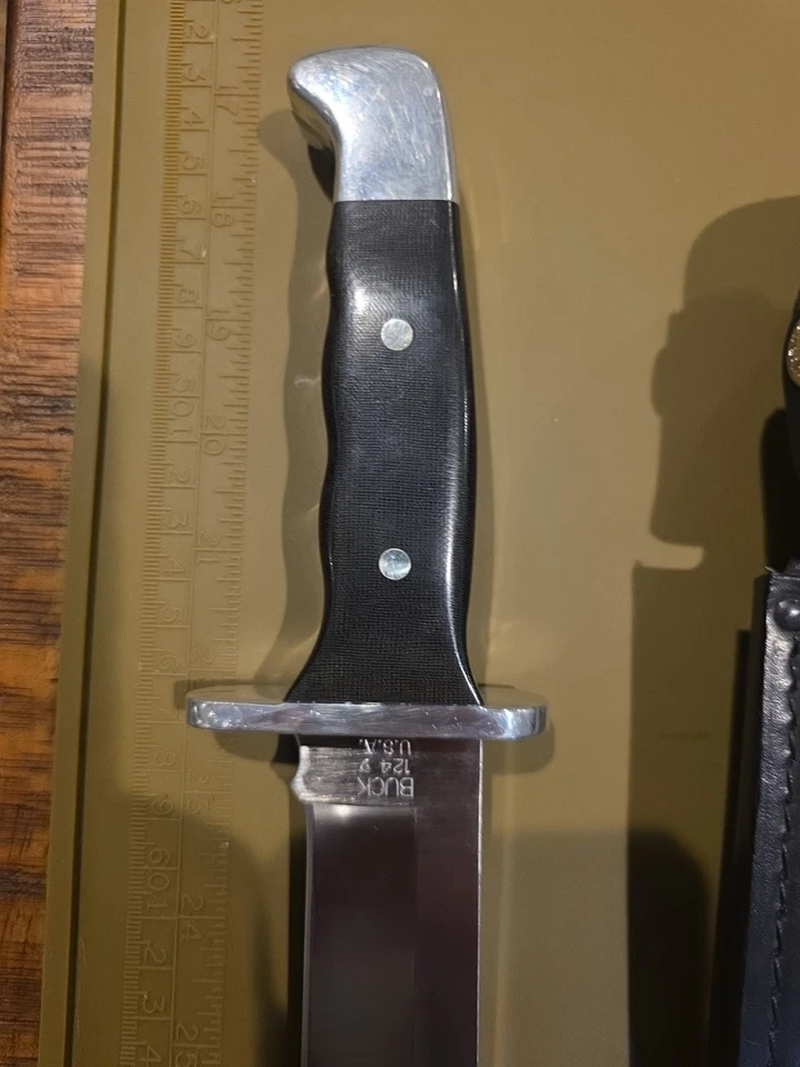 Cuchillo de hoja fija Buck Knives 124 Frontiersman - 0124BKSLEB Foto 3 de 4