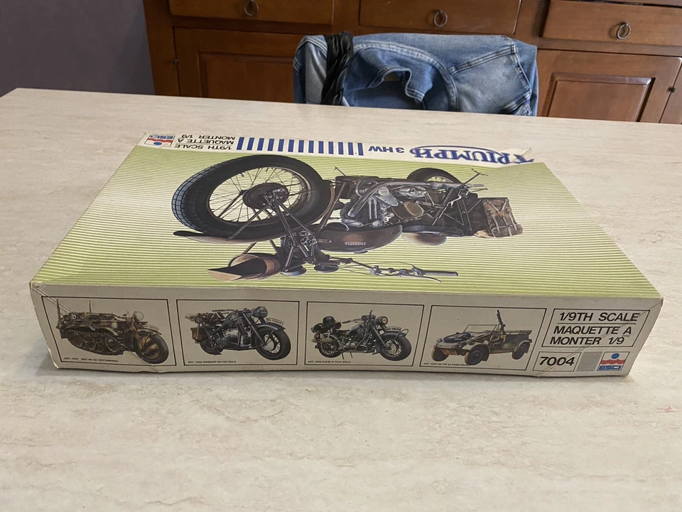 Rarissimo Kit moto Triumph 3 HW Esci cod. 7004 scala 1:9 nuovo da collezione - Immagine 3 di 4