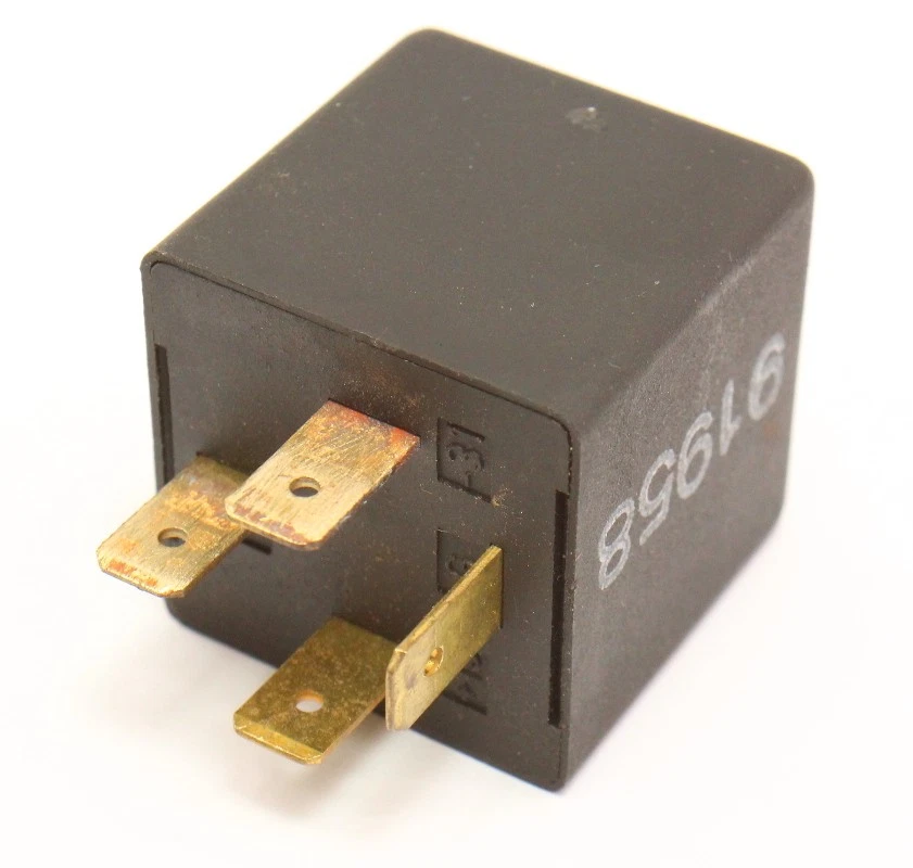 Engine Coolant Relay 42 VW Audi Jetta Golf Rabbit Passat Corrado ~ 191 919 376 A - Image 2 of 3