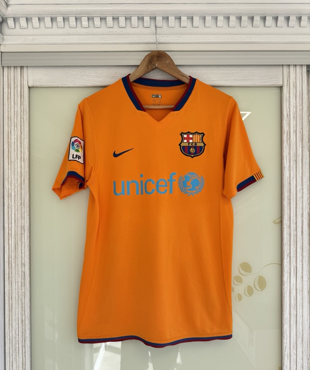 Vintage Barcelona 2006-2007 Away Soccer Jersey Football Shirt Kit