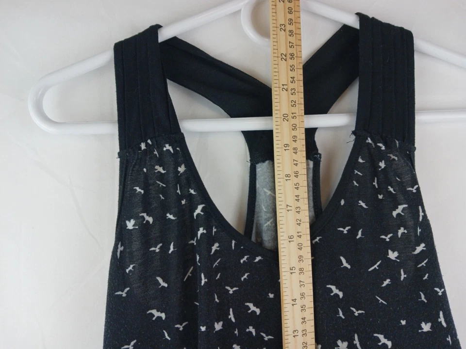 Women’s Black/White Tank Top, xhilaration tank top Size Small Birds - Image 4 of 4