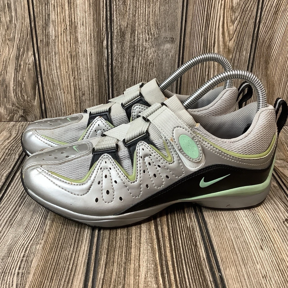 Zapatos de ciclismo Nike Spin Trainer Plus 265058 vintage para mujer talla 8 cromados como nuevos Foto 3 de 4