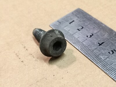 BMW OEM GENUINE INNER HEX BOLT SCREW M8x22 33311129676 1129676 