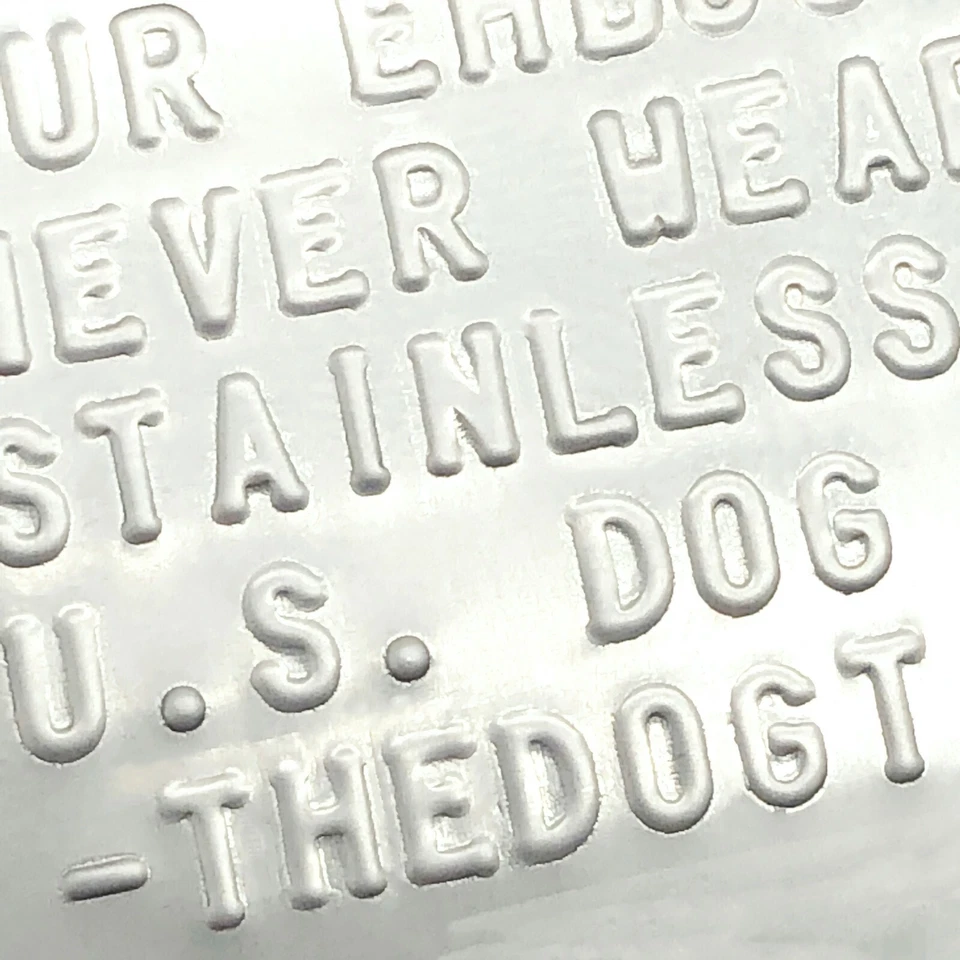 Juego de pares de etiquetas de perro militares personalizadas de la Segunda Guerra Mundial grabado militar en relieve Foto 4 de 4