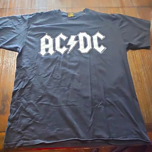 AC/DC Ballbreaker World Tour T Shirt Brockum Ma 1990s vintage concert t-shirt, vintage, size XL, single stitch, B+ condition