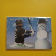 2021 Topps Holiday Luis Robert Relic Card #WRC-LR