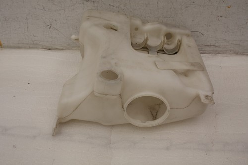 Mercedes CLK C203 Windscreen Washer Tank 2038600360 Genuine - Picture 8 of 10