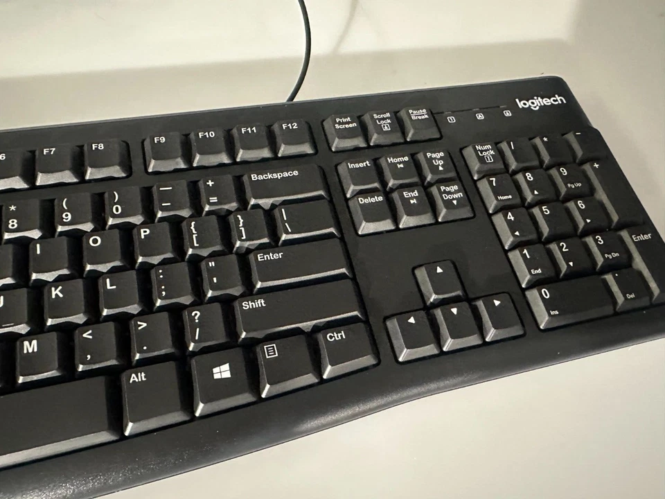 Tastatur USB US Layout QWERTY schwarz Logitech K120 Keyboard mit Kabel - Bild 2 von 4