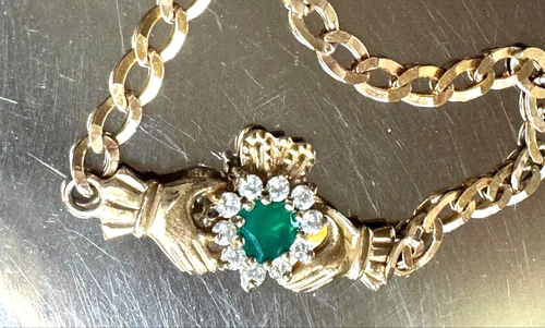 IRISH 14K YELLOW GOLD EMERALD AND CZ CLADDAGH BRACELET - Picture 4 of 9
