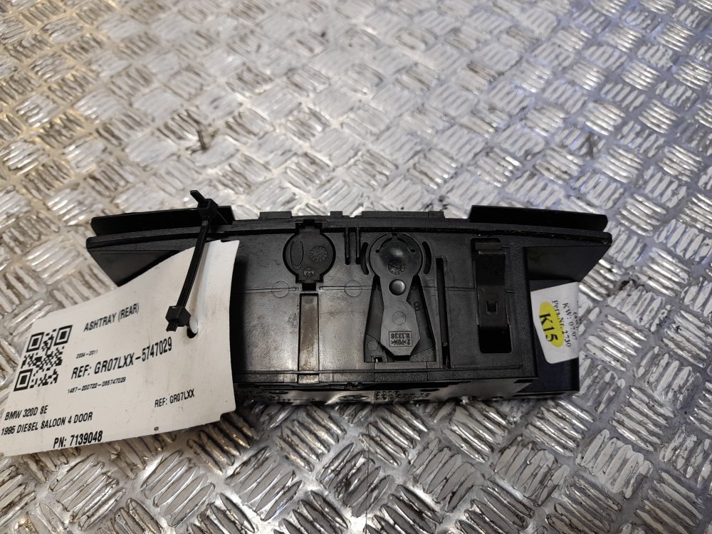 BMW 3 Series E90 Rear Console Trim With Ashtray 7139048 584507 for  