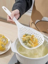 1pc Large Capacity Heat-Resistant Spoon - Durable Kitchen Strainer Tool - NEW