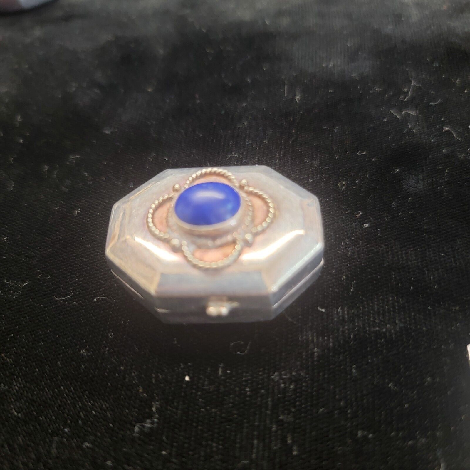 Picture 1 of 7