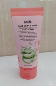 refresh and moisture aloe vera foam cleanser