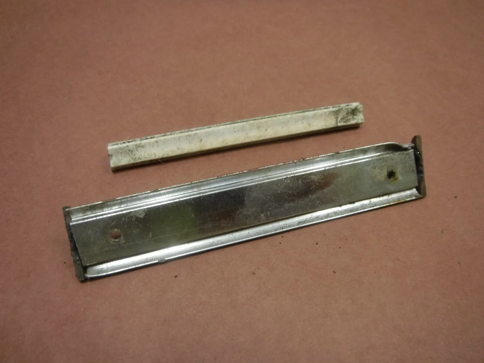 Jeep J10 J20 cabine lateral externa acabamento em aço inoxidável   - Imagem 3 de 3