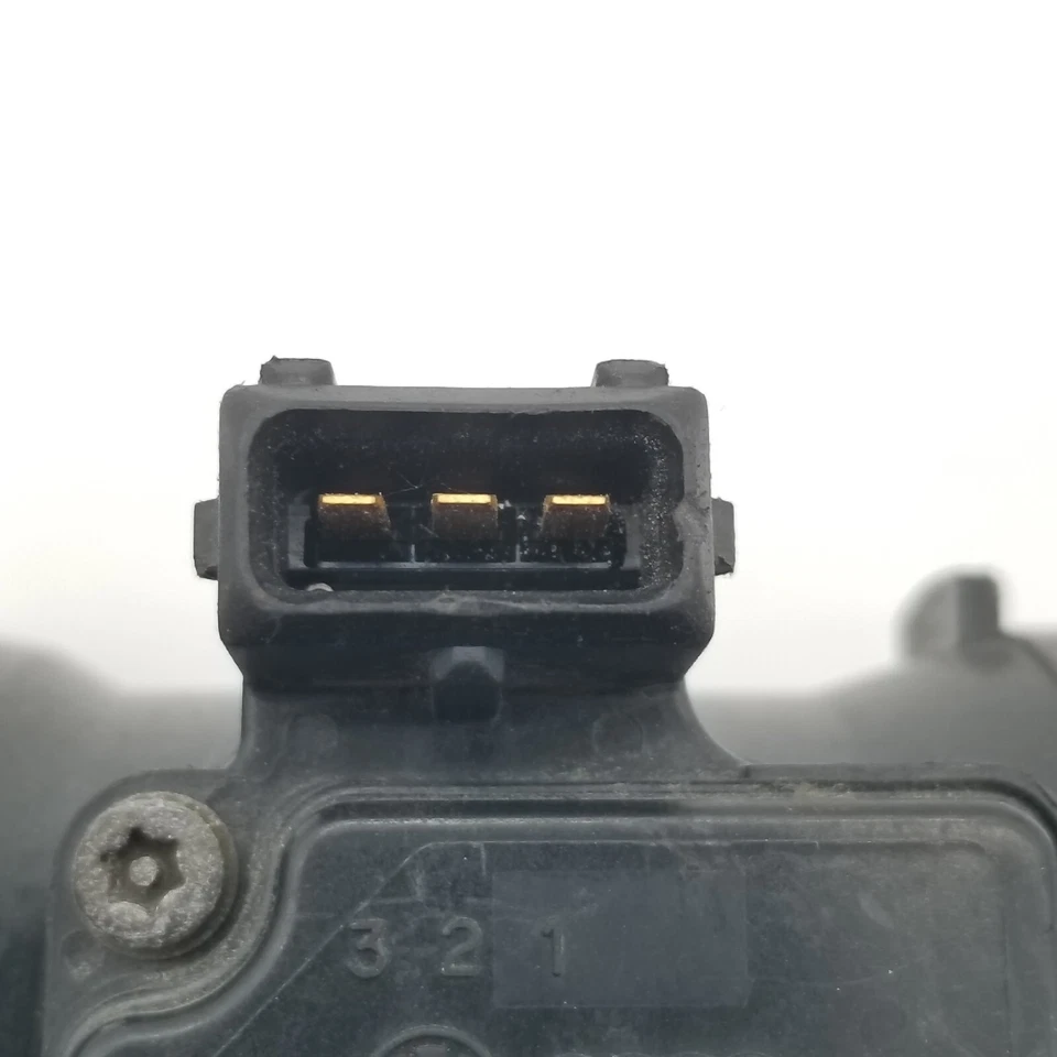 Sensor medidor de flujo de aire Hitachi 078 133 471 C 1994-2001 Audi A4 B5 Foto 4 de 4