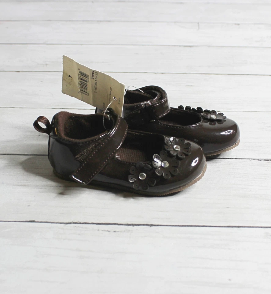 Zapatos de vestir marrón para bebé niña Okie Dokie infantil talla 4 imitación Mary Jane Foto 2 de 4