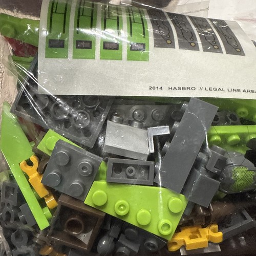 KRE-O Transformers LOCKDOWN AIR RAID Set A6956 Dino Force - No instructions - Picture 2 of 8