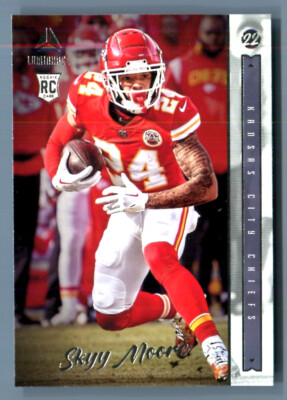 2022 Panini Chronicles SKYY MOORE RC LUMINANCE #207 Kansas City Chiefs