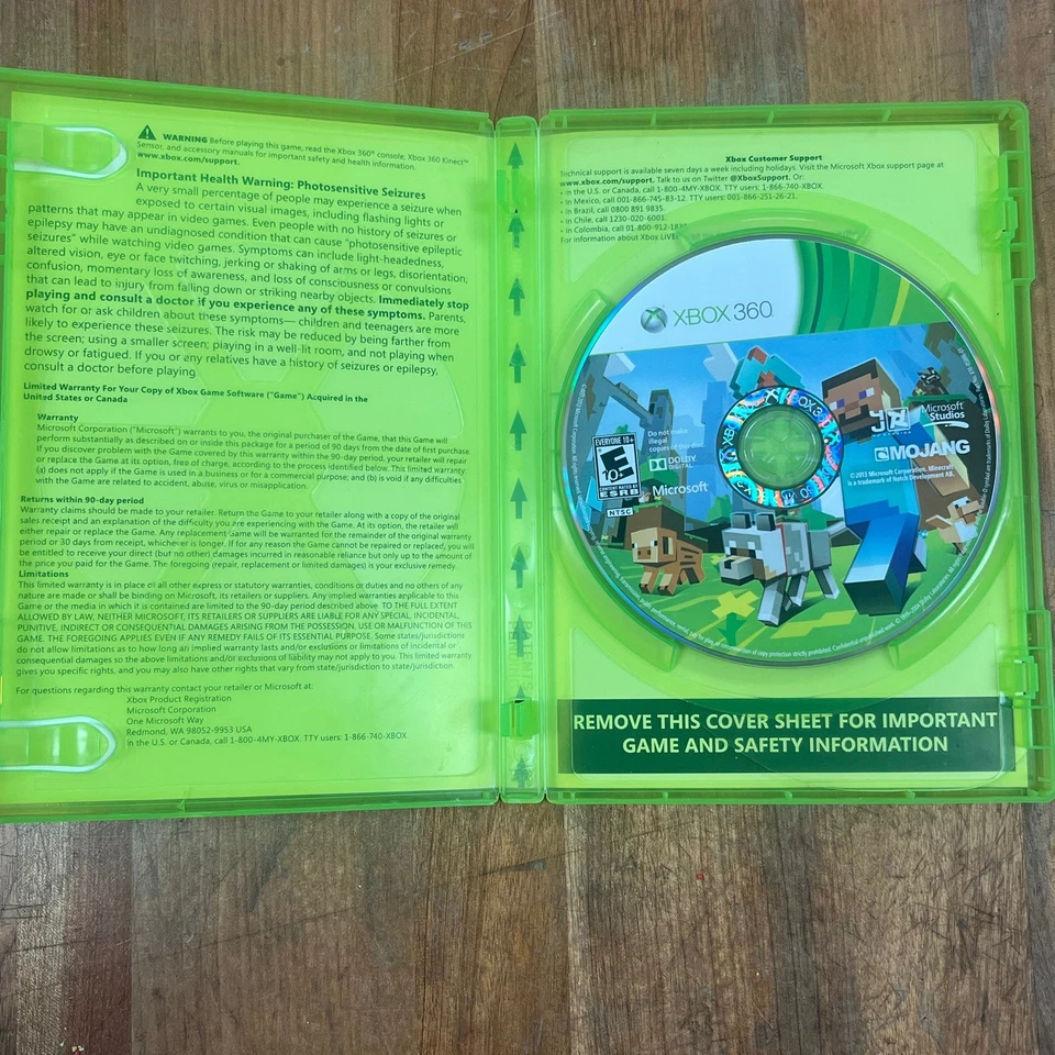 Minecraft: Xbox 360 Edition (Microsoft Xbox 360, 2013) Great Condition - Image 2 of 3