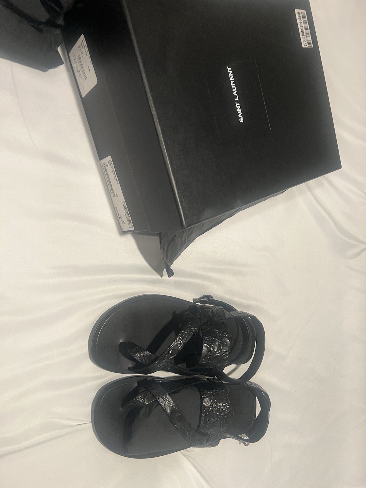 Sandali uomo Saint Laurent in coccodrillo. 45 12. $2225