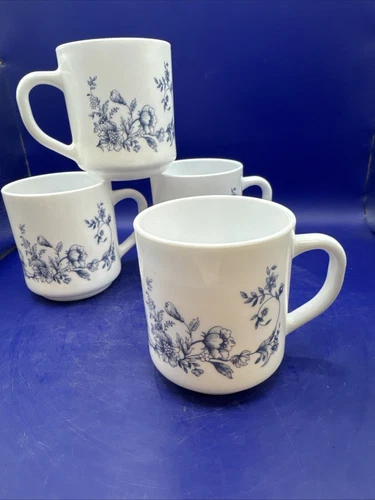 4 Vtg Arcopal France Opal Milk Glass White & Blue Glenwood Tea Cup Coffee Mug