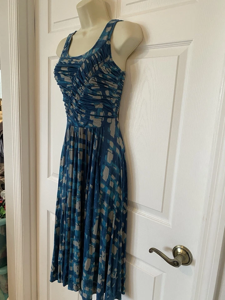 Vestido Anthropologie Plenty by Tracy Reese Sin Mangas Pasarela Azul Gris Acanalado S Foto 3 de 4
