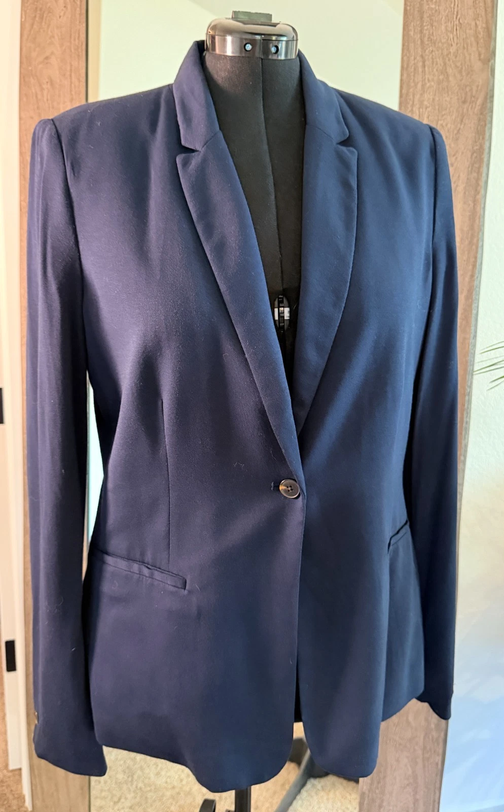 Old Navy Navy Blazer Women’s L Tall Career Jacket Lined Stretch 1-Button
Opens in a new window or ta