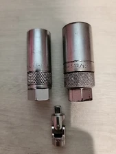SK 1/4 Universal joint And 2 Spark Plug sockets