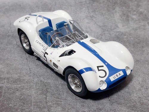 1/18 CMC Maserati Tipo 61 Bird Cage 1960 Diecast Model Car - Picture 7 of 8