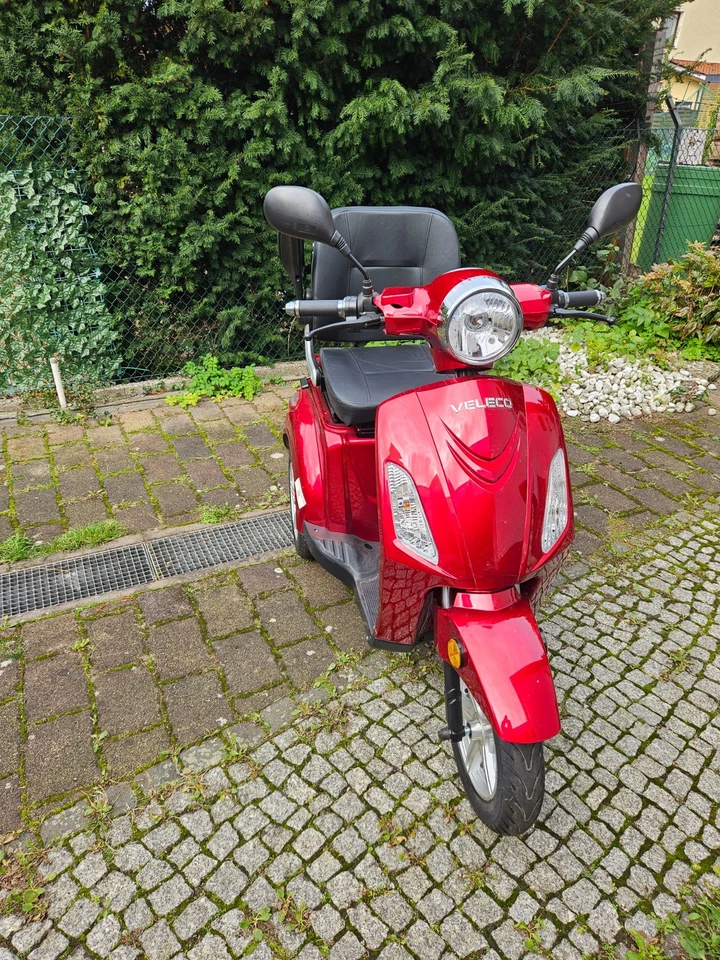 VELECO ELEKTROMOBILE 15Km/h WIE NEUE