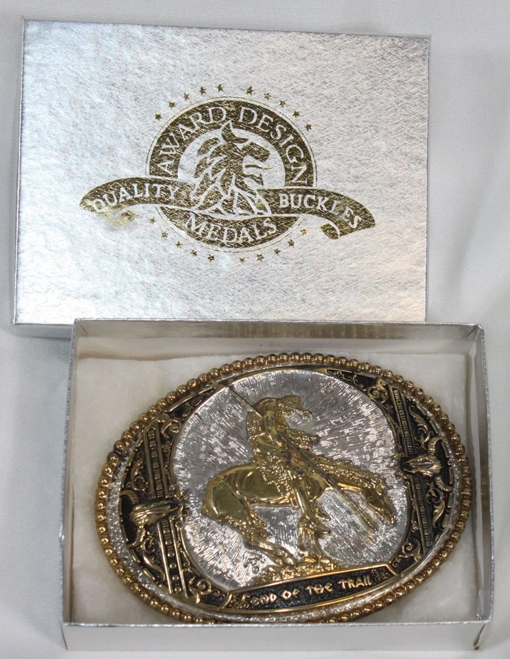 Hebilla de cinturón ADM Silversmith End of the Trail Indian Horse SP/GP grande 3,75 de colección Foto 4 de 4