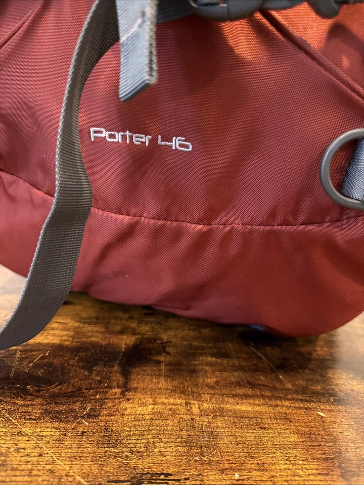Mochila de Viagem Osprey Porter 46L | Laranja Queimado/Vermelho e Preto | VEUC | Bagagem de Mão - Imagem 2 de 4