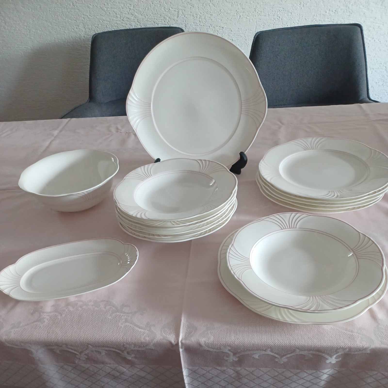 Villeroy Boch Bone China Mettlach Palatino Essgeschirr 6 Personen 16 Teile