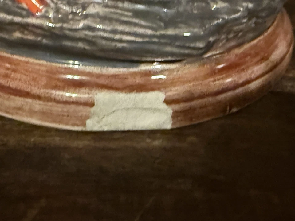 Vintage Ceramic Hunting Scene Table Lamp Tested Works***See Pics For 2 Chips*** - Image 3 of 4