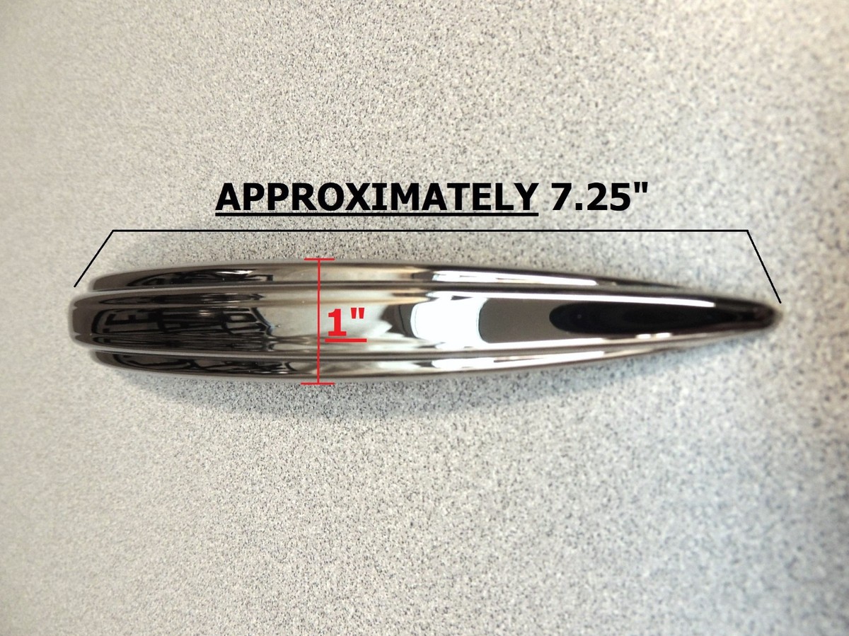 Harley-Davidson OEM Front Fender Trim/Medallion Chrome #14100618