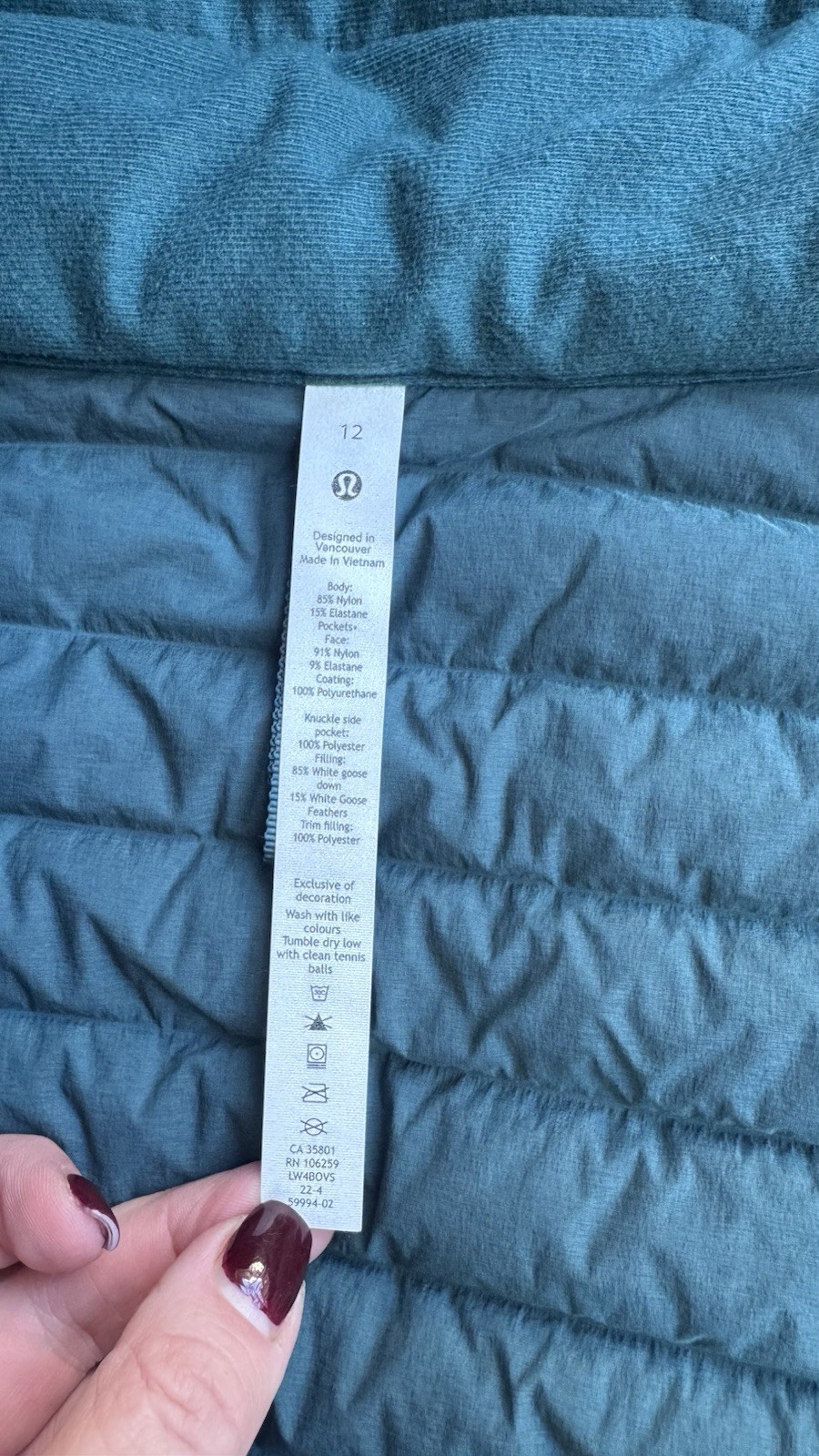 Lululemon PACK IT DOWN jacket Removable Hood GREE… - image 16