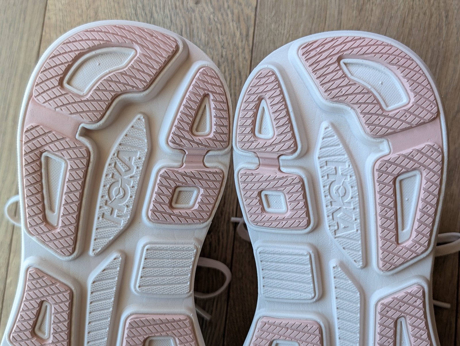 Women's 2025 HOKA Bondi 9 Rose Latte/Rose Cream Cushioned Running Shoes US 9 thumbnail 16