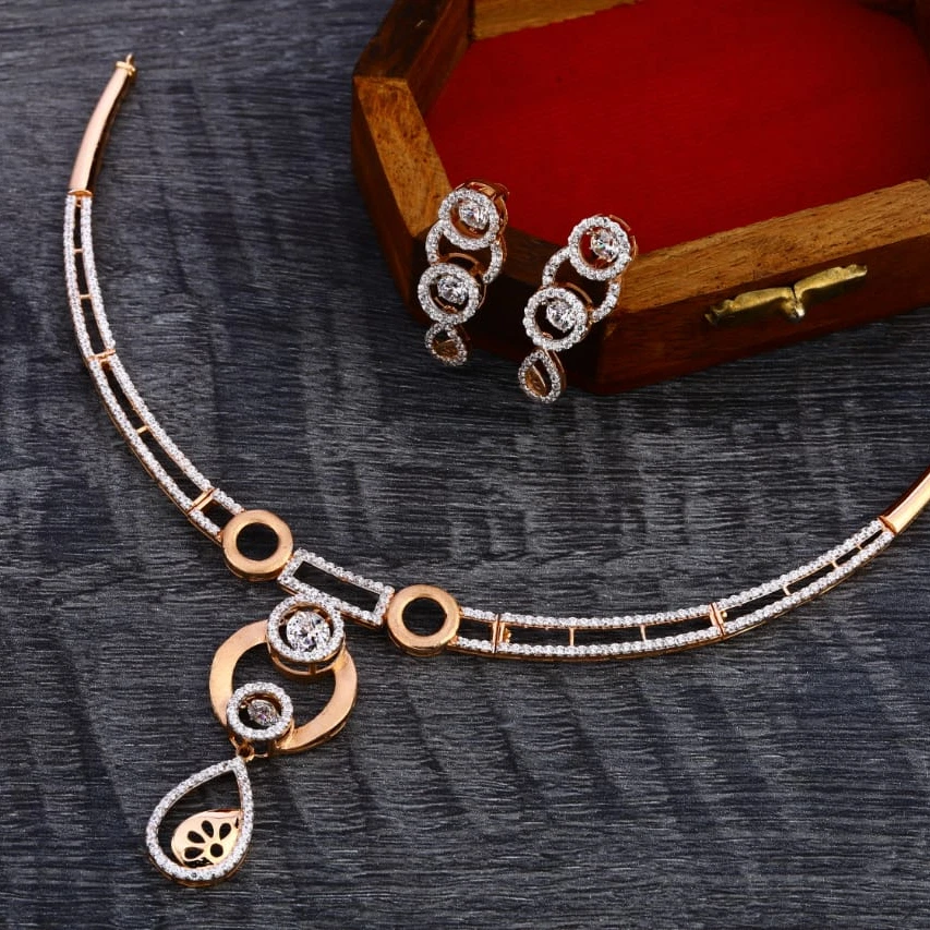 Simple gold necklace shop set designs