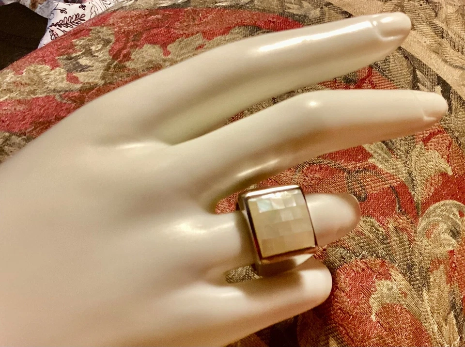 Anillo LIA SOPHIA MOZAIC MOP 6-1/2 Foto 4 de 4