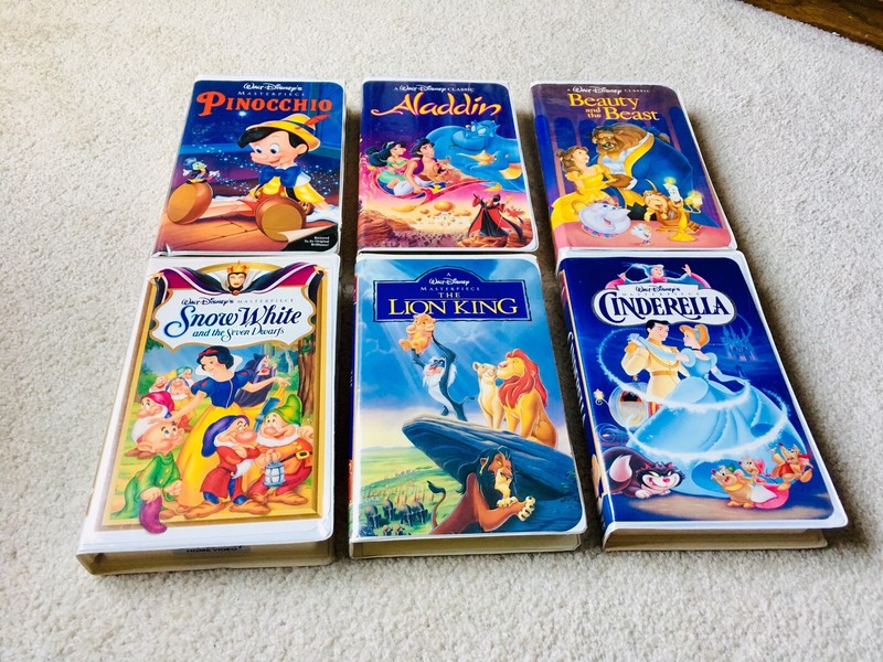 Walt Disney VHS Classic Black Diamond Vintage Collectible Movie Bundle (6)