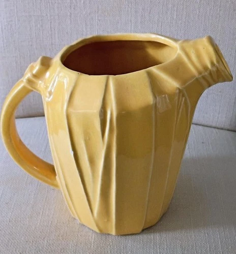 VINTAGE MCCOY POTTERY STRAP LEAF PITCHER