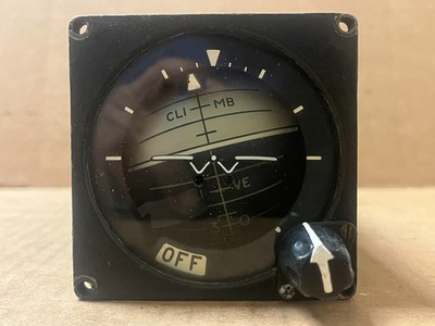 DEFECTIVE Indicator Attitude Remote Model 4003 G Type MM3 Lear PN 137521 G3D