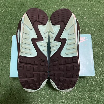 Size 8.5- Nike Air Max 90 CD0881 100 Hyper Turquoise SUPER CLEAN