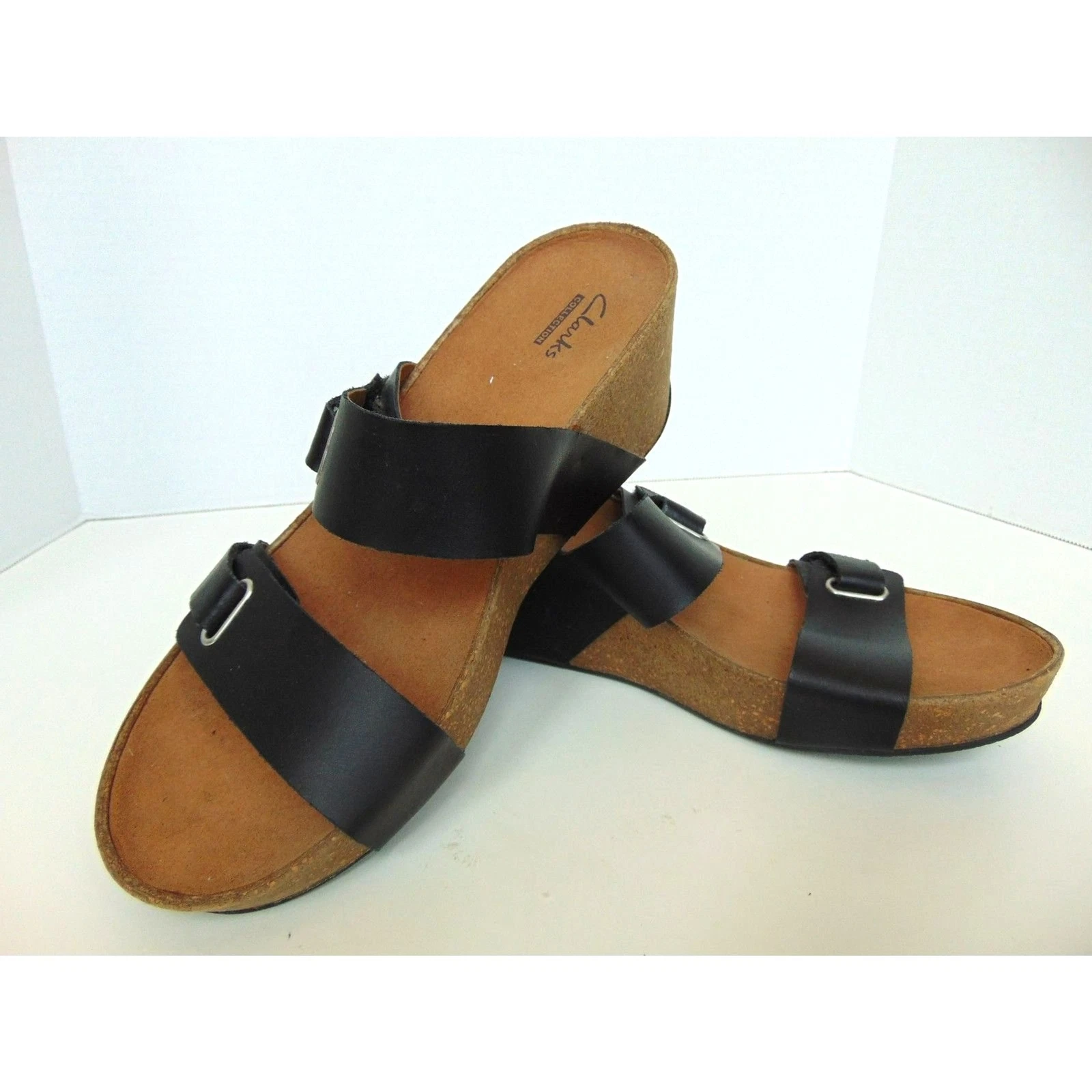 CLARKS Scivoli Clark in pelle nera taglia 9M. Sono stati riparati. Scarpa ottima comodità.