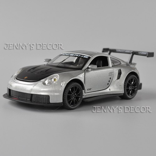 1:32 Scale Porsche 911 RSR DieCast Model Pull Back Toy Car With Sound & Light - Picture 16 of 16