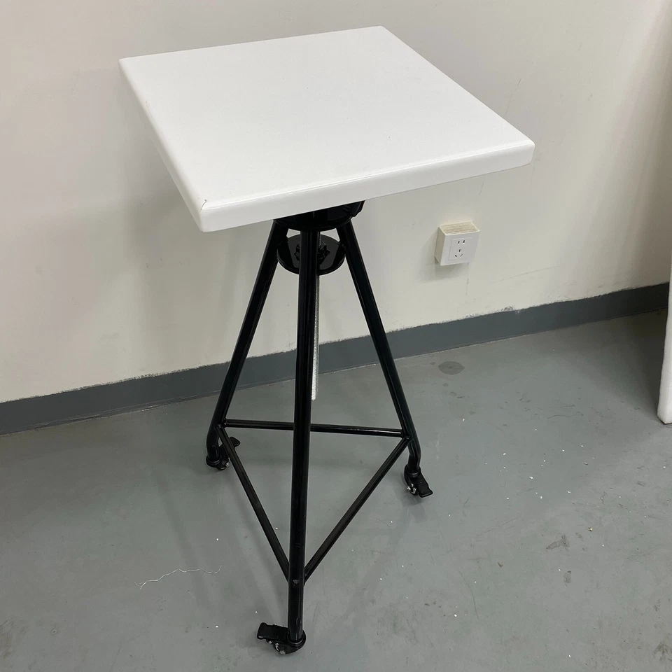 Soporte de exhibición giratorio caballete de escultura de piso de 15x15 pulgadas Foto 3 de 4