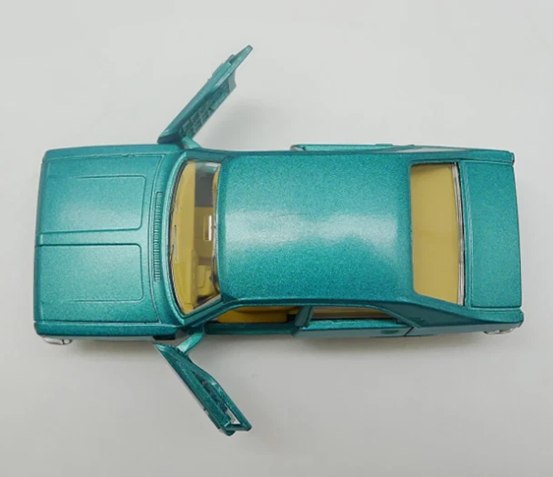 Atlas Dinky Toys 1409 Simca 1800 1:43 Diecast model car - Image 4 of 4