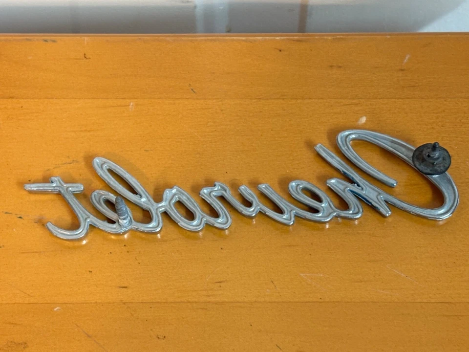 Emblema original do fabricante 1966-1968 Chevrolet Bel Air Biscayne Impala FRETE GRÁTIS! - Imagem 2 de 2