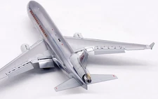 1:200 SQ Wings McDonnell Douglas MD-11 N111MD Diecast Aircraft Model Flaps Down