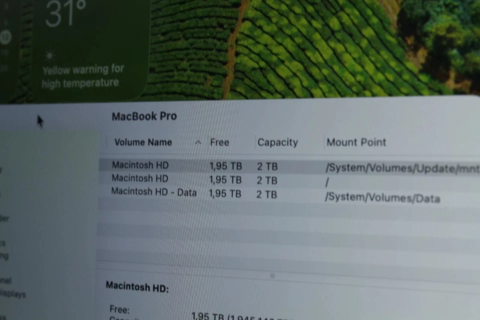Apple MacBook Pro 14" M3 Max · 48GB · 2TB, Foto 2 von 5
